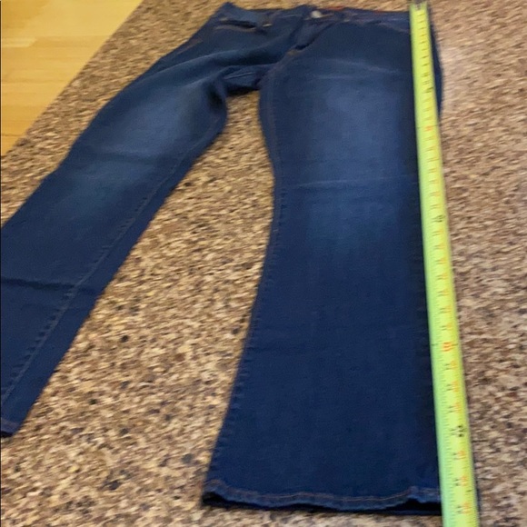 Lucky Brand Sofia Boot jeans, size 8/29 regular - Picture 6 of 11